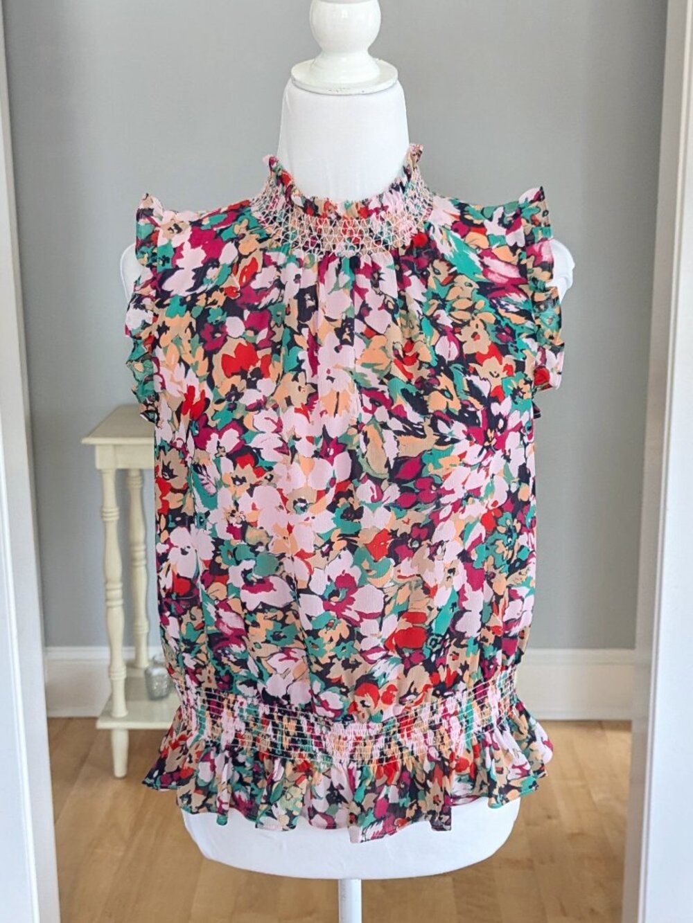 J. Crew Women's Sleeveless Mock Neck Smocked Top Size 6 Floral - Picture 3 of 12